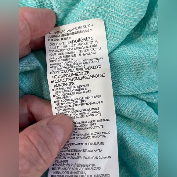 NWOT, Under Armour 1/4 Zip Pullover, L - Picture 7 of 7